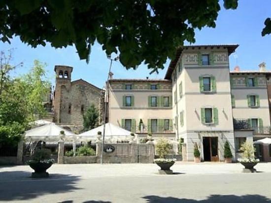 Cora Hotels Leon D'Oro CastellʼArquato Exteriér fotografie