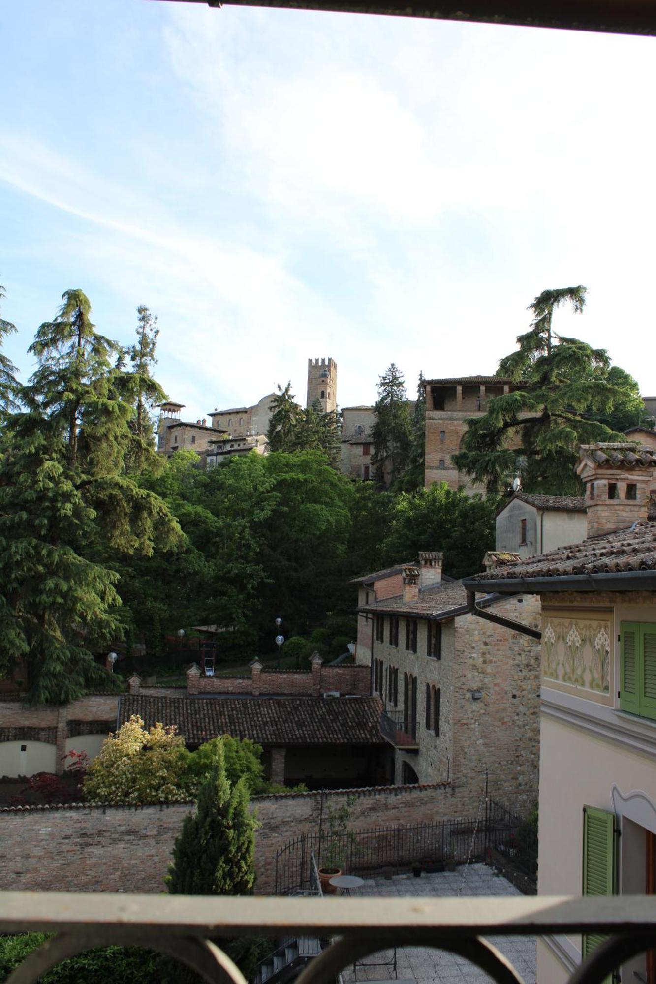 Cora Hotels Leon D'Oro CastellʼArquato Exteriér fotografie